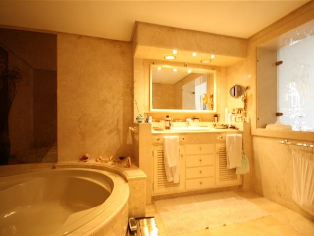 6 Slaapkamer Villa in Los Monteros