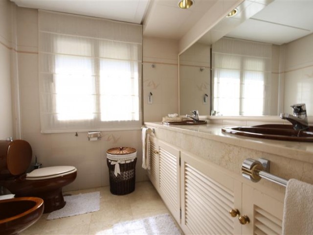 6 Schlafzimmer Villa in Los Monteros