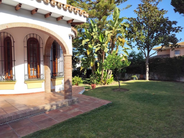6 Slaapkamer Villa in El Coto