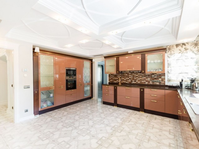 6 Makuuhuoneen Huvila Hacienda Las Chapas