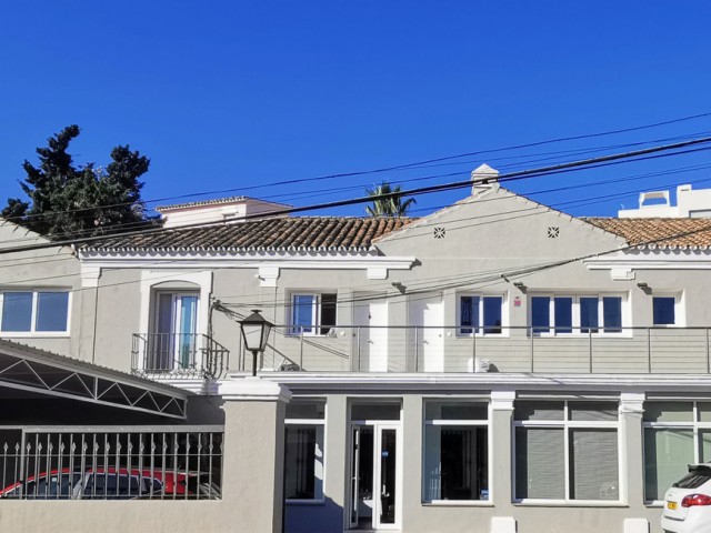 Liikekiinteistö Nueva Andalucía