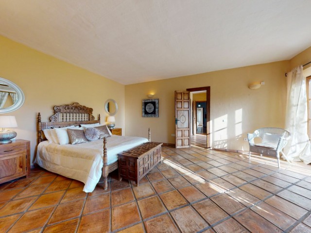 10 Soveroms Villa i Mijas