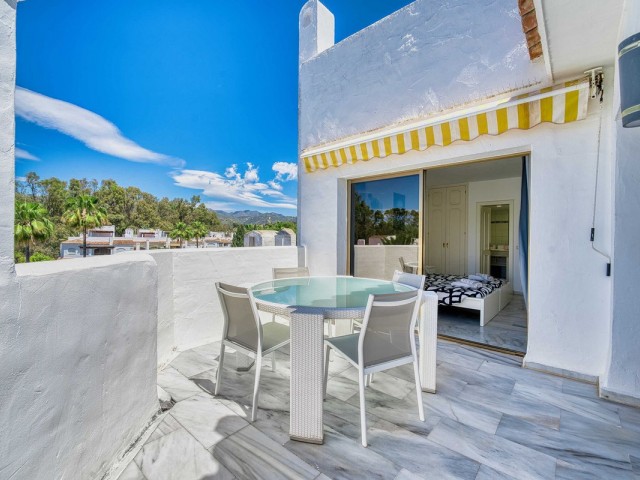 Takvåning i Elviria