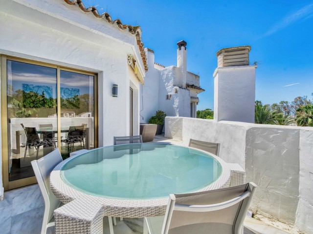 Takvåning i Elviria