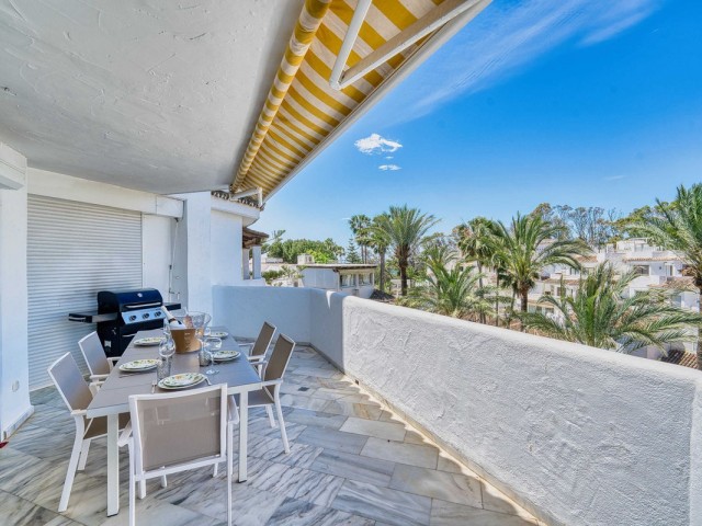 Takvåning i Elviria