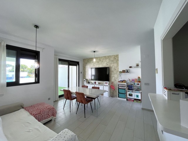Appartement avec 2 Chambres  à Estepona