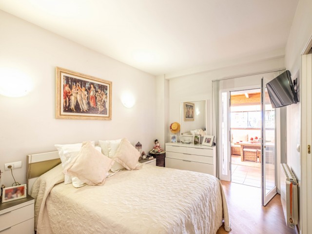 4 Makuuhuoneen Rivitalo Fuengirola