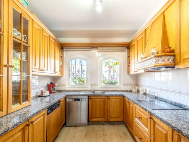 4 Slaapkamer Rijtjeshuis in Fuengirola