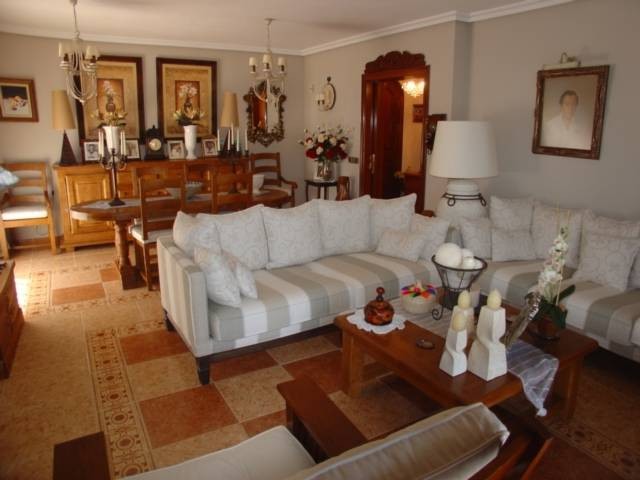 Villa avec 5 Chambres  à El Coto