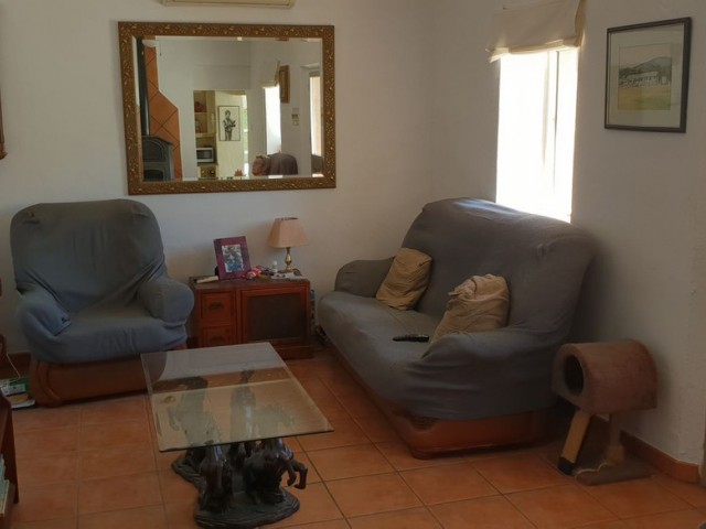 4 Schlafzimmer Villa in Campanillas