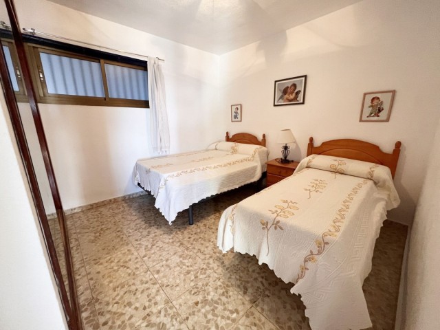 Apartamento con 2 Dormitorios  en Benalmadena Costa