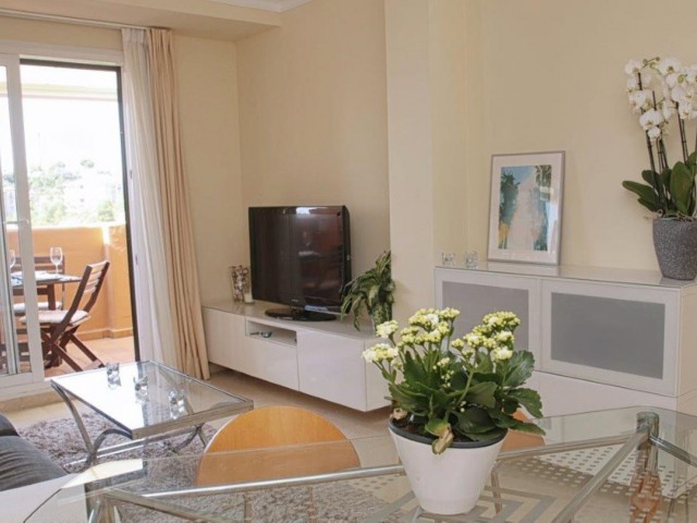 1 Bedrooms Apartment in Elviria