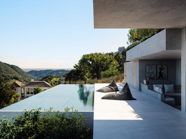 5 Soveroms Villa i Benahavís