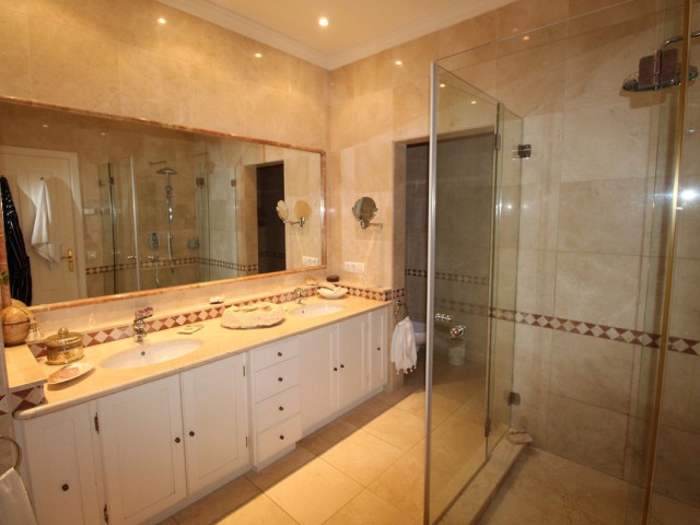 4 Sovrums Villa i Sotogrande Alto