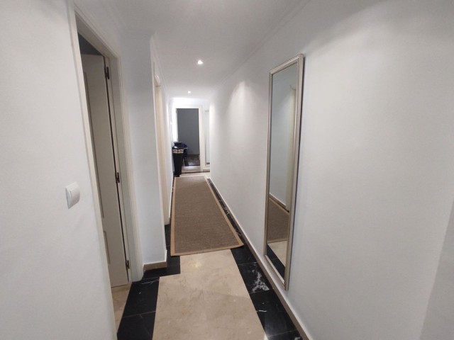 Apartamento con 1 Dormitorios  en Marbella