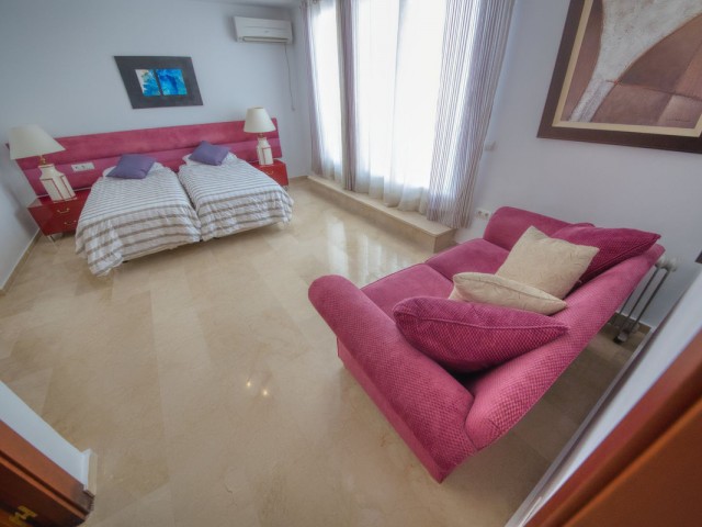 3 Bedrooms Villa in Benalmadena