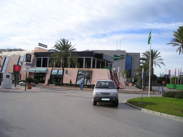 Commercieel, Puerto Banús, R2559233