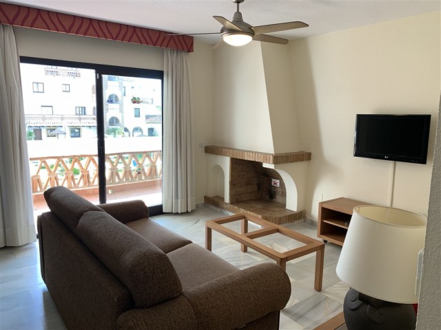 Apartment, Calahonda, R4404334