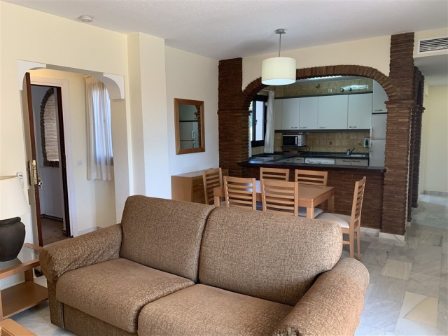 Apartment, Calahonda, R4404334