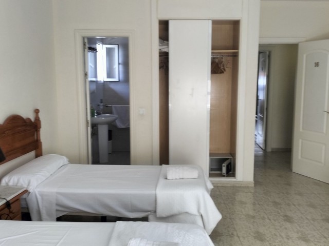 Liikekiinteistö San Pedro de Alcántara