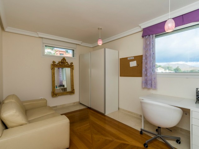 5 Slaapkamer Villa in La Mairena