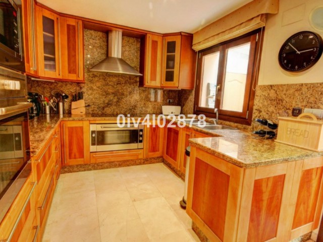 10 Soveroms Villa i Benalmadena Pueblo