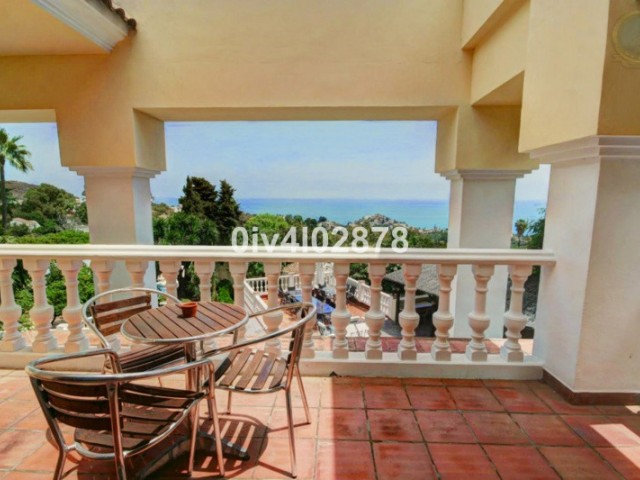 10 Soveroms Villa i Benalmadena Pueblo