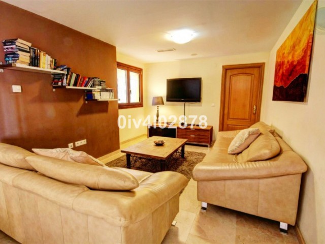 10 Schlafzimmer Villa in Benalmadena Pueblo