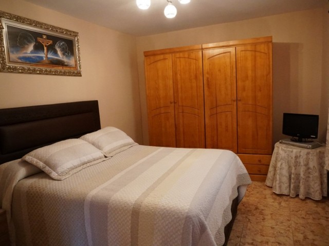 4 Bedrooms Villa in Cómpeta