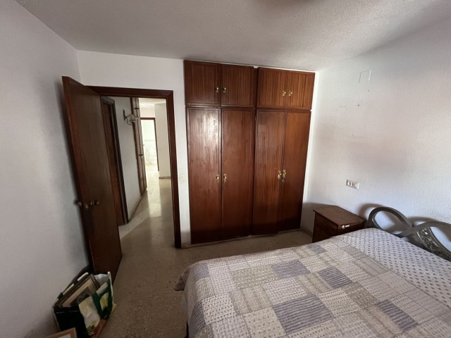 Apartamento con 5 Dormitorios  en Málaga