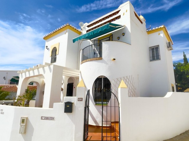 3 Bedrooms Villa in Maro