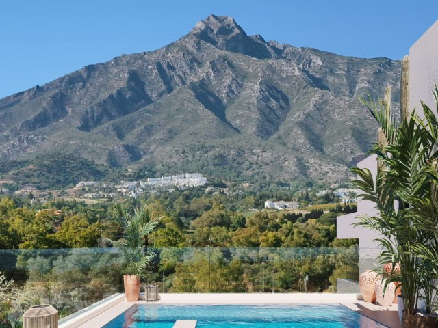 Apartamento con 4 Dormitorios  en Marbella