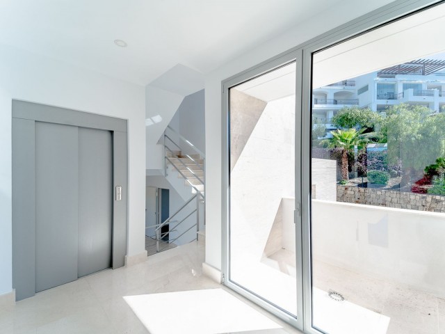 6 Bedrooms Villa in Los Arqueros