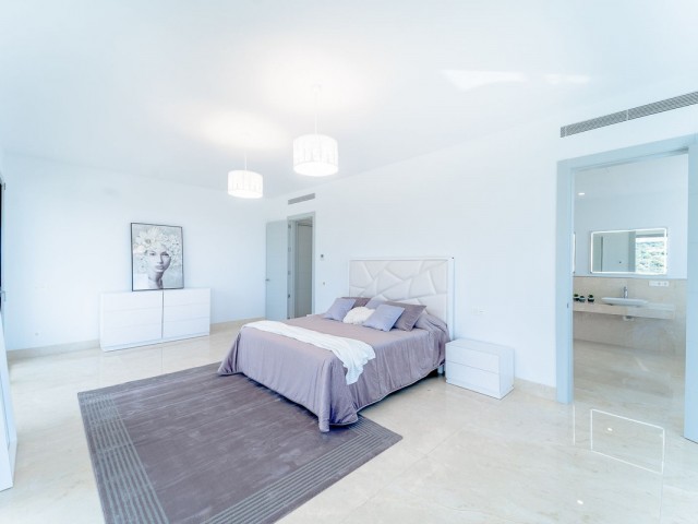 6 Bedrooms Villa in Los Arqueros