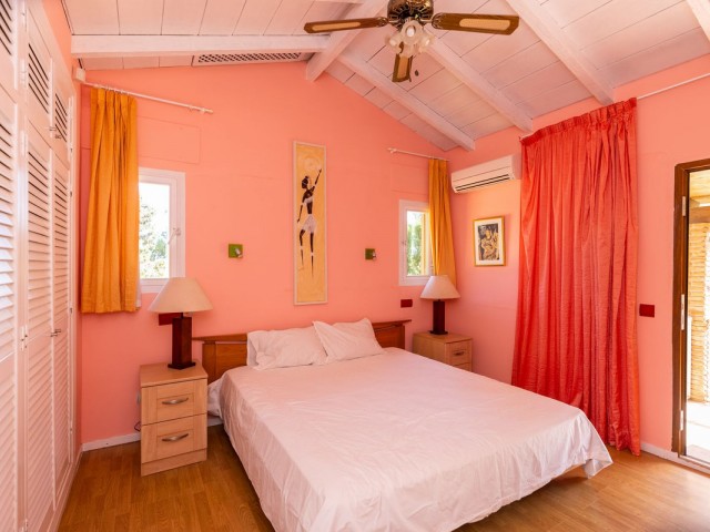 4 Schlafzimmer Villa in El Paraiso