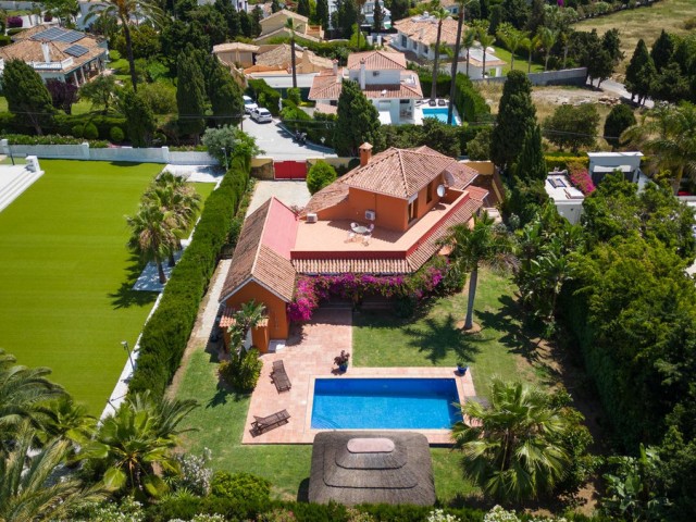 Villa avec 4 Chambres  à El Paraiso