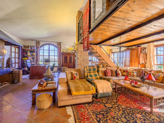 8 Schlafzimmer Villa in Ojén
