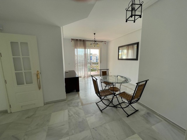 Apartment, Nueva Andalucia, R4440190