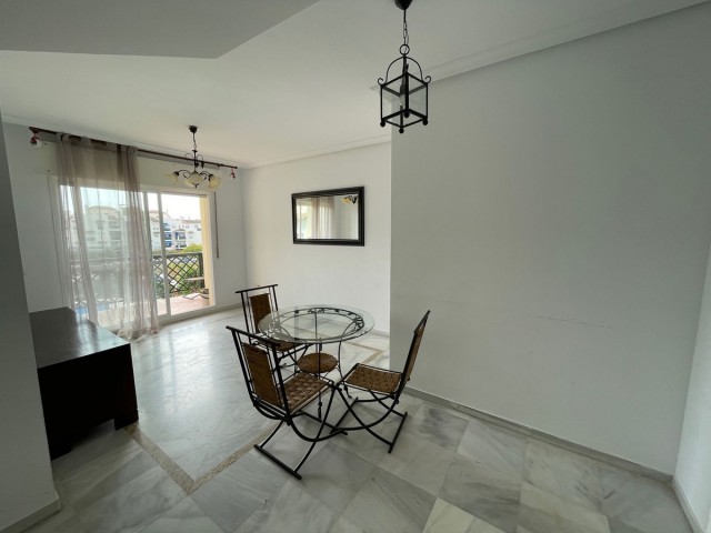 Apartment, Nueva Andalucia, R4440190