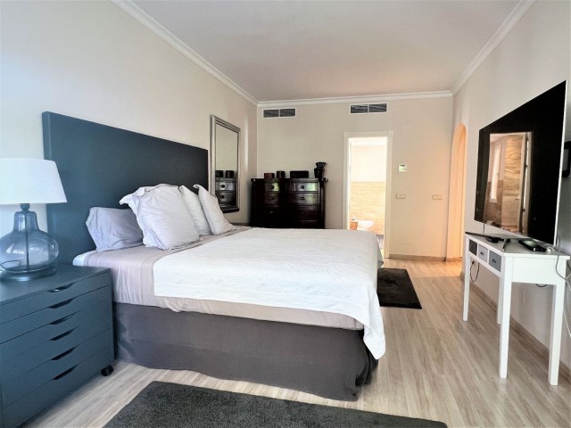 3 Bedrooms Apartment in Guadalmina Baja