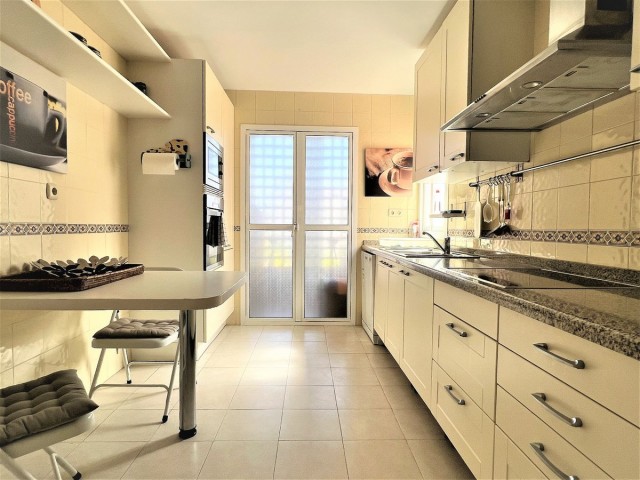 3 Bedrooms Apartment in Guadalmina Baja