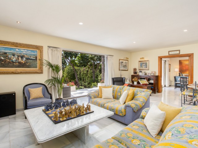 7 Soveroms Villa i Marbella