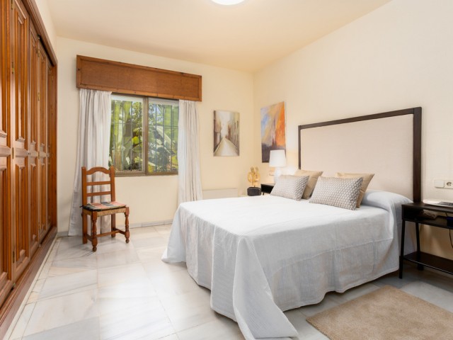 7 Soveroms Villa i Marbella