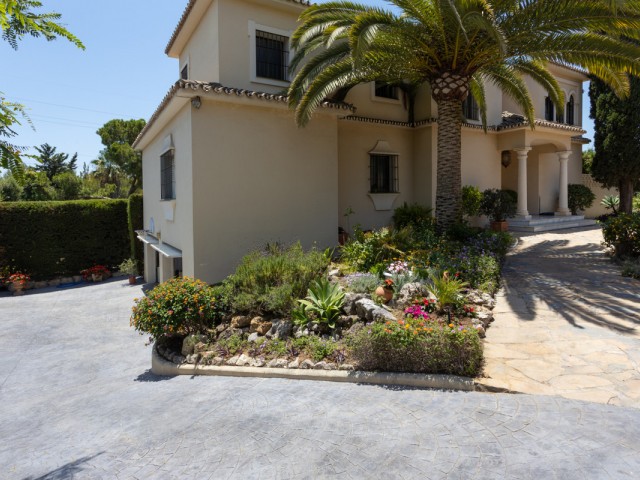 7 Soveroms Villa i Marbella
