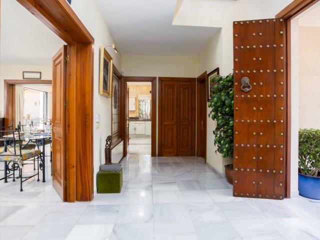 7 Soveroms Villa i Marbella