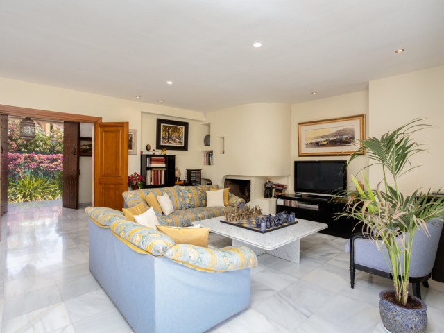 7 Soveroms Villa i Marbella