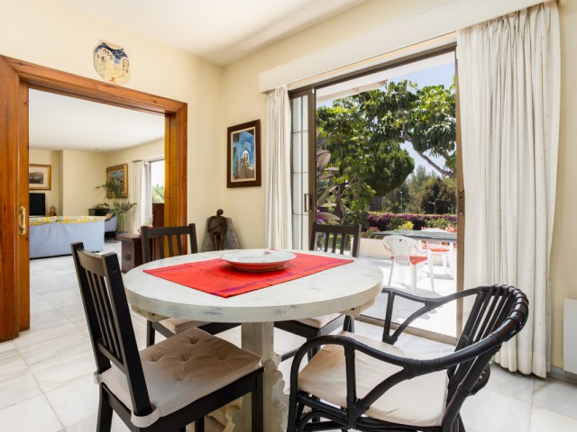 7 Soveroms Villa i Marbella