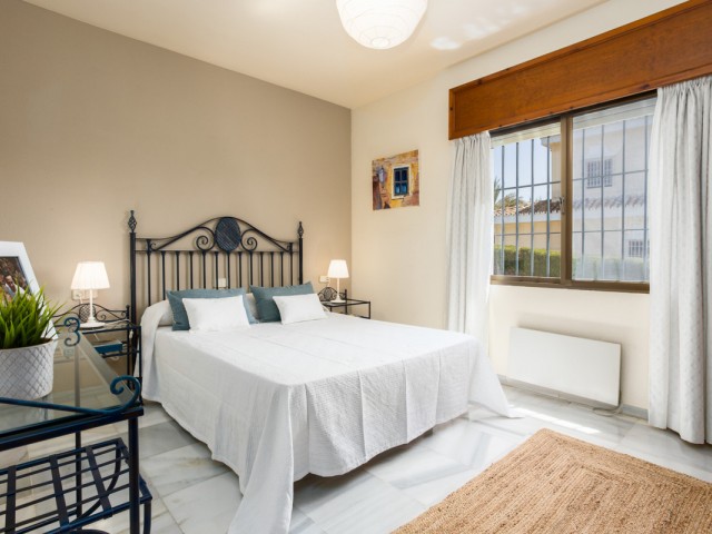 7 Bedrooms Villa in Marbella