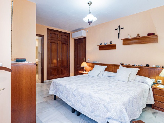 Villa avec 5 Chambres  à Fuengirola