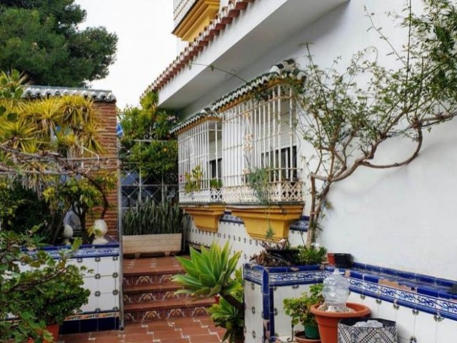 6 Sovrums Villa i Alhaurín de la Torre